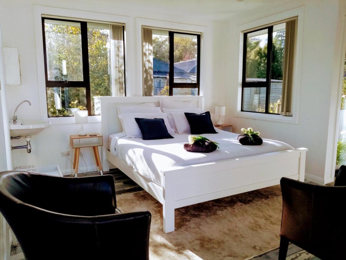 StayGeraldine HOT TUB at Pukeko Cottage Bagian luar foto