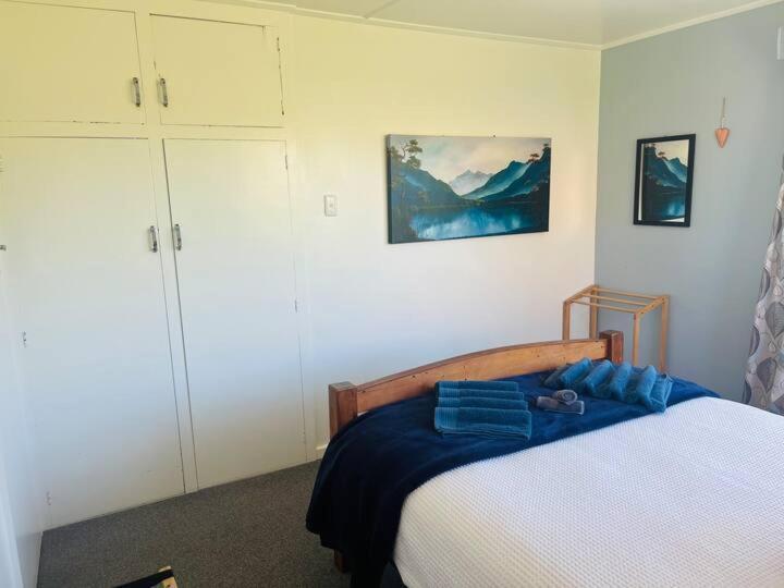 StayGeraldine HOT TUB at Pukeko Cottage Bagian luar foto